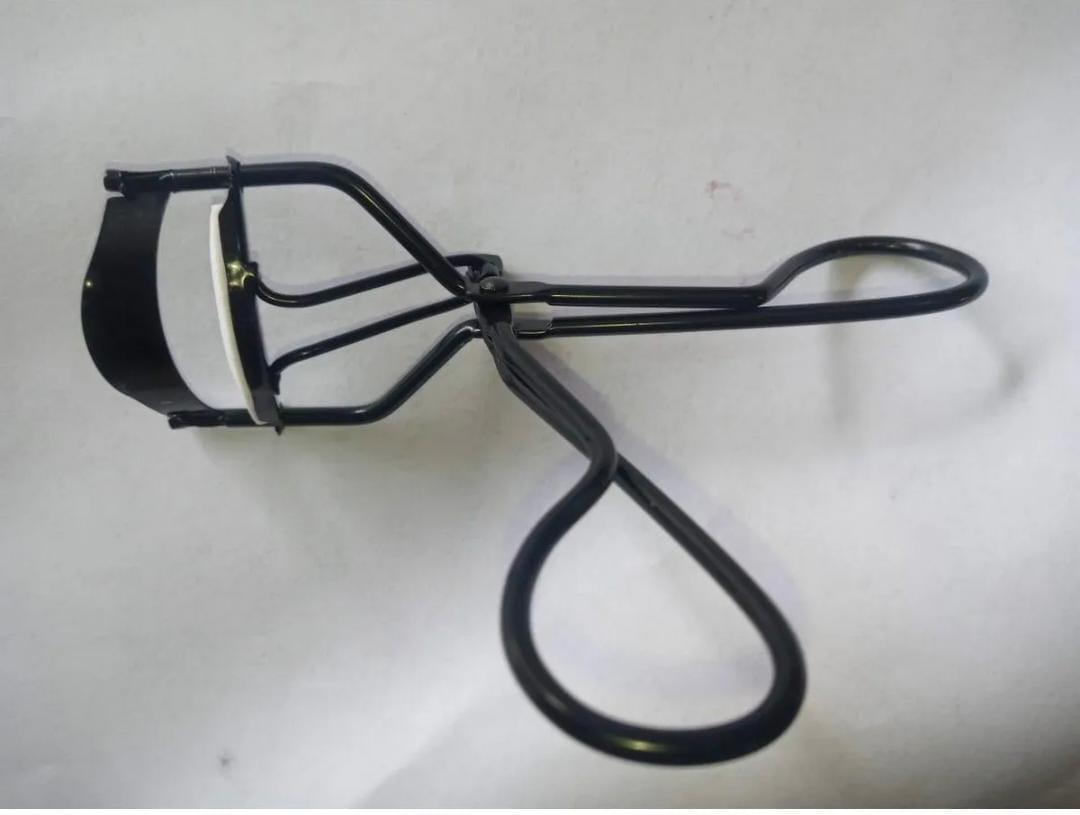 Eyelash Curler - Image 2